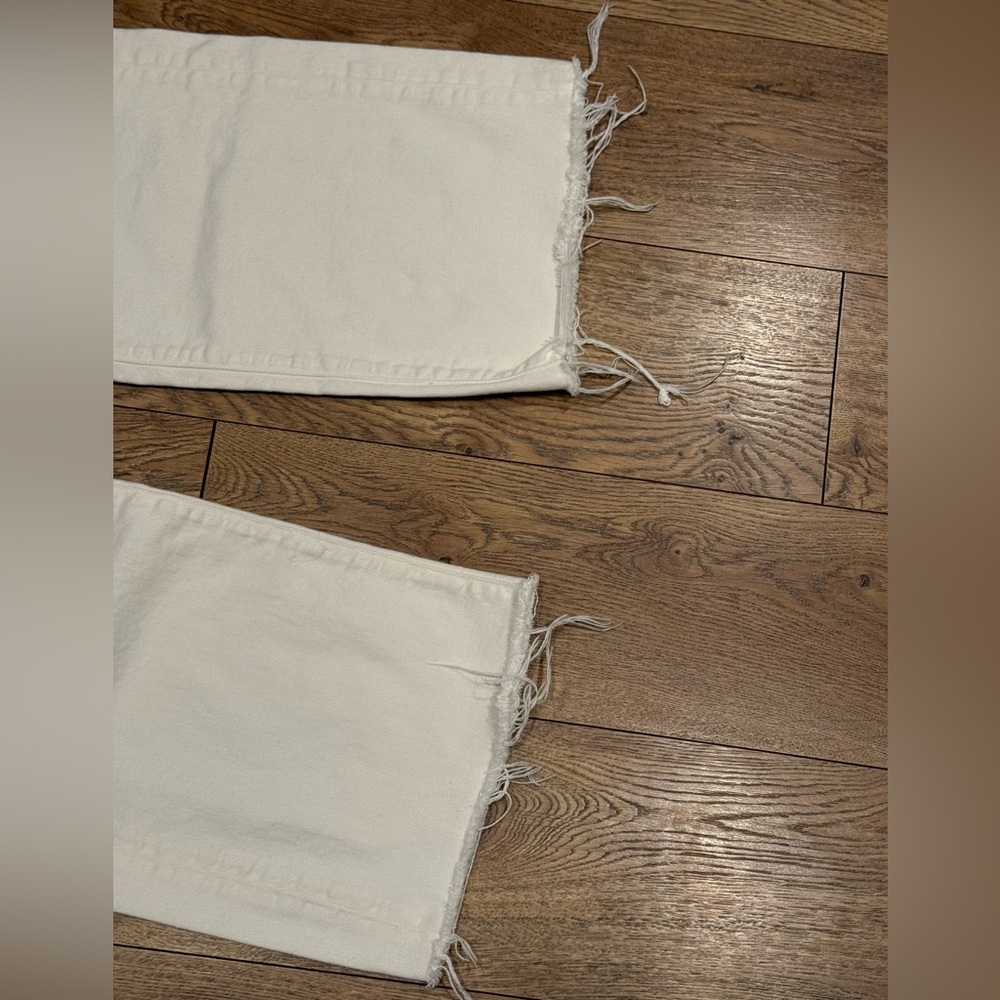 Women’s Zara White Denim Pants with Distressed Hem - Picture 3 of 11